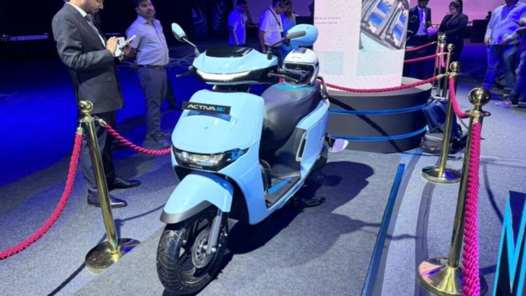 Honda Activa E 2025 – A Detailed Look at Features, Tech, Range, Battery Options and Market Position!